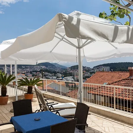 Apartament And Zora Dubrownik